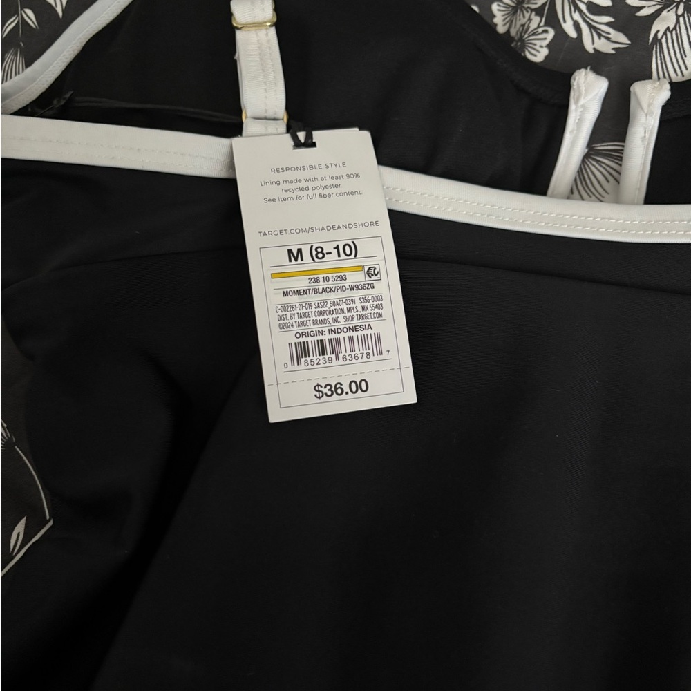 Shade & Shore Black White Trim One Piece Swimsuit - Picture 4 of 7